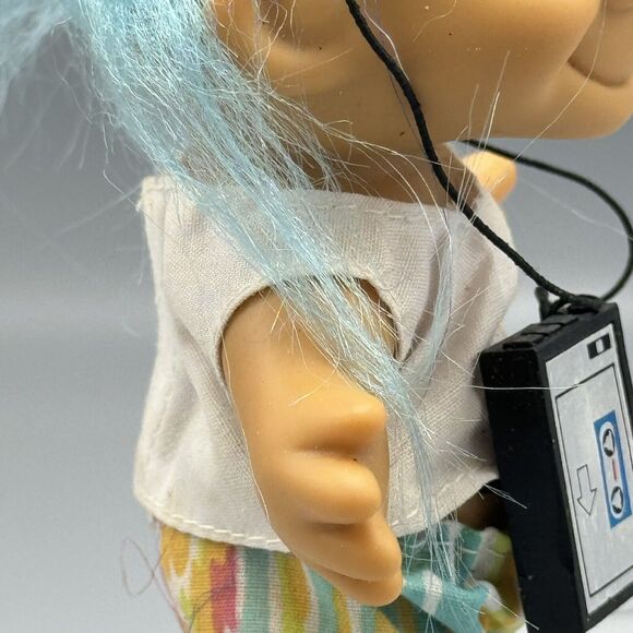 Vtg Russ Blue Hair Troll Doll Walkman Headphones Brown Eyes 18366 Sticker 4” - Picture 9 of 12
